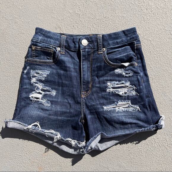 AEO American Eagle next level stretch curvy high-rise Shortie jean shorts Size 2 - Picture 1 of 6